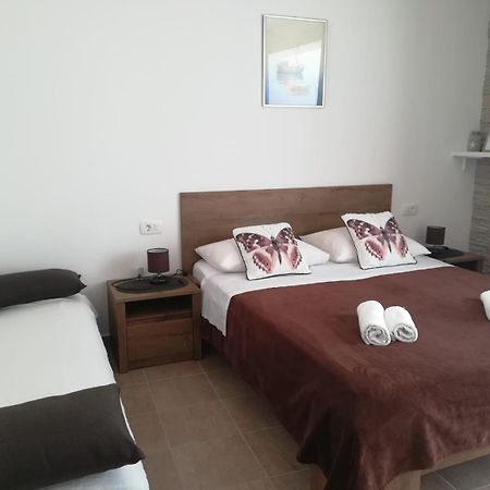 Apartmani “Kresimir” Omiš Buitenkant foto