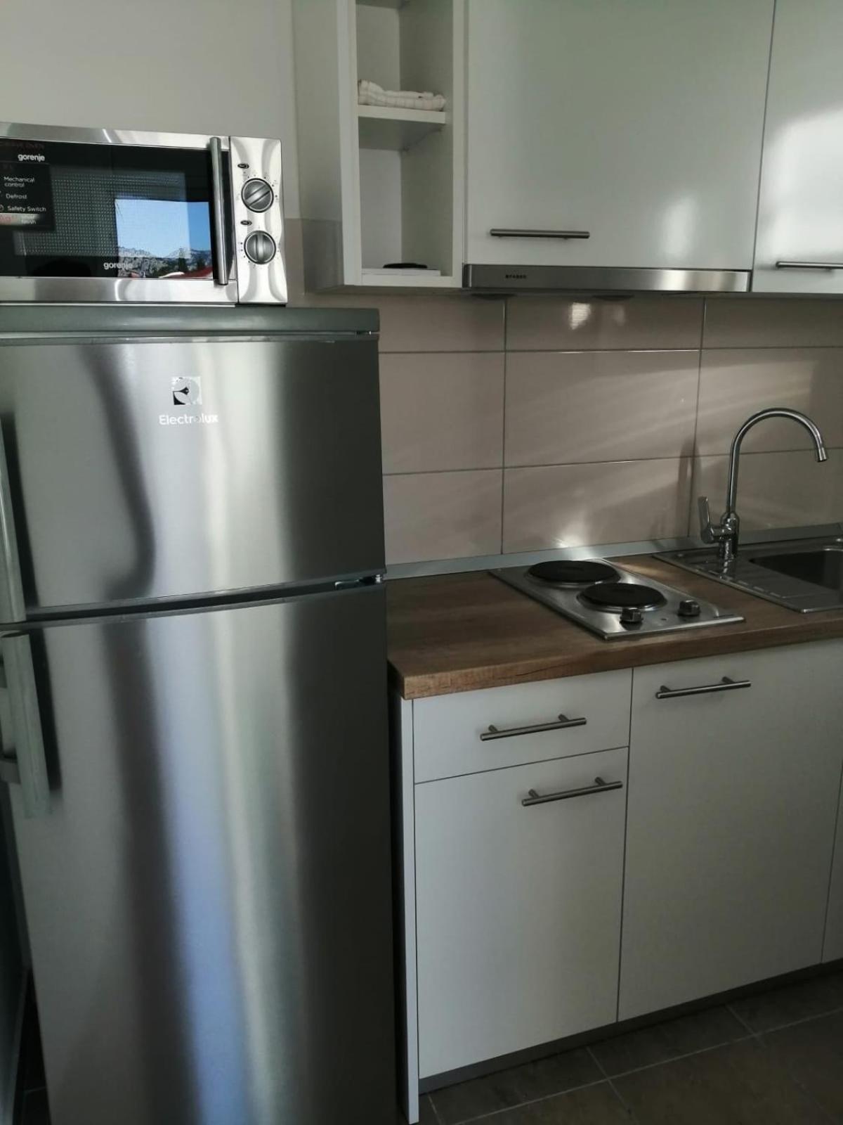 Apartmani “Kresimir” Omiš Buitenkant foto