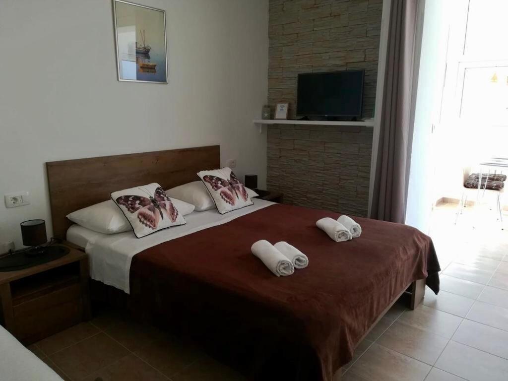 Apartmani “Kresimir” Omiš Buitenkant foto