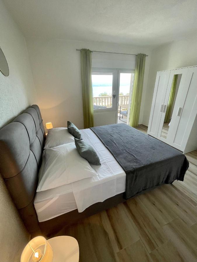 Apartmani “Kresimir” Omiš Buitenkant foto
