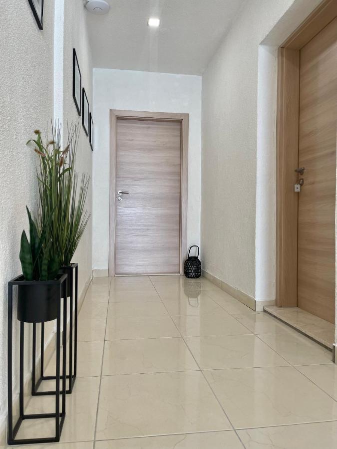 Apartmani “Kresimir” Omiš Buitenkant foto