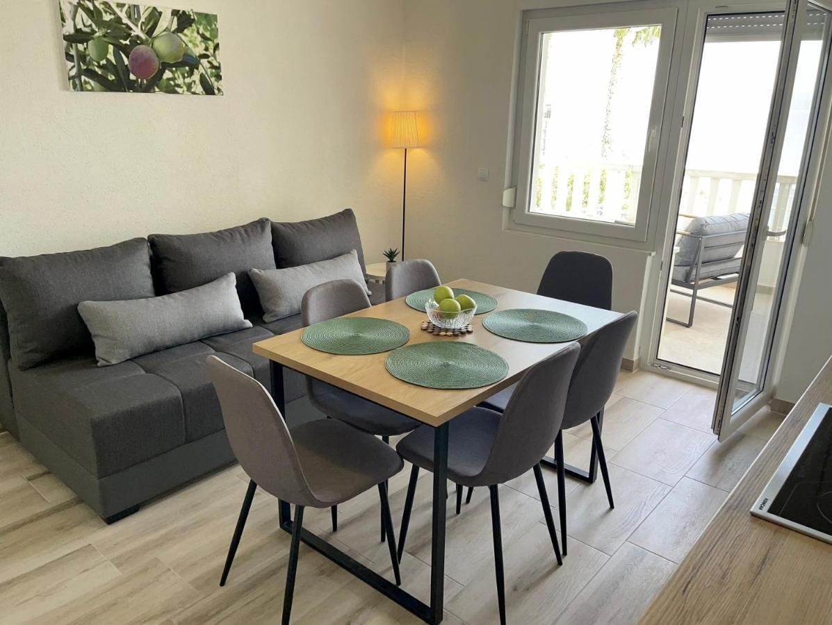 Apartmani “Kresimir” Omiš Buitenkant foto