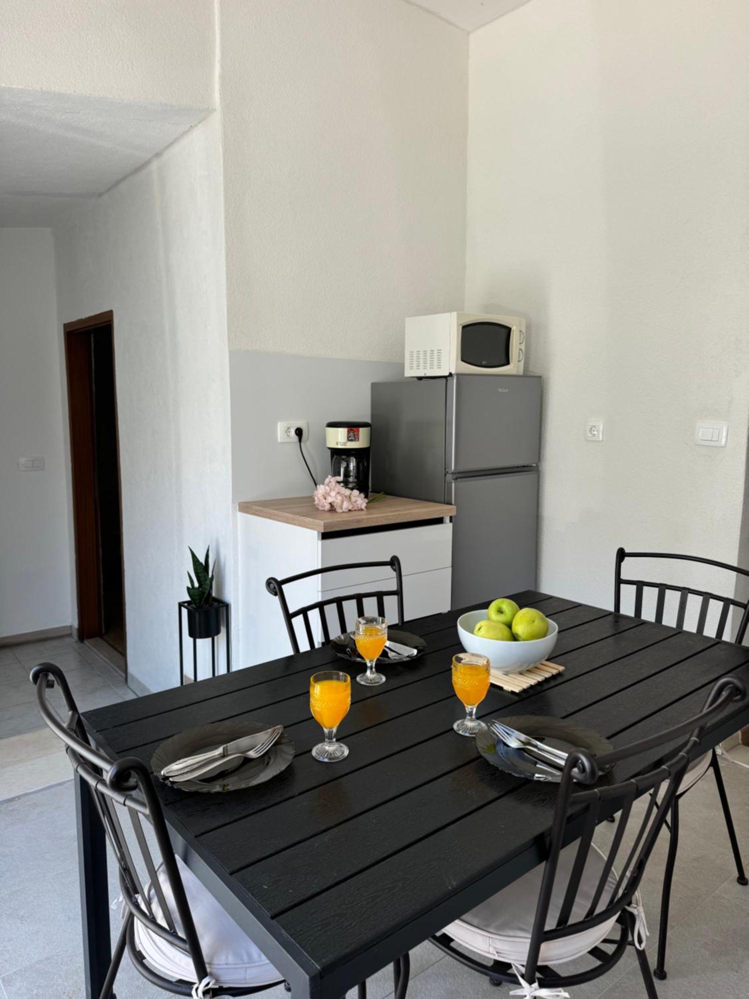 Apartmani “Kresimir” Omiš Buitenkant foto