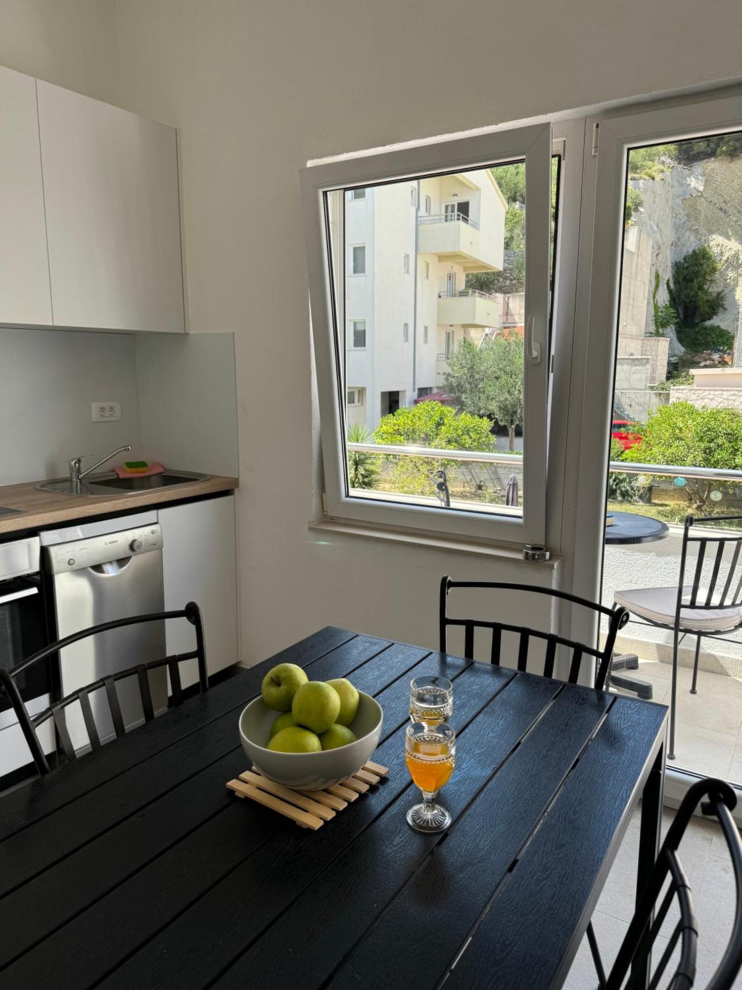 Apartmani “Kresimir” Omiš Buitenkant foto