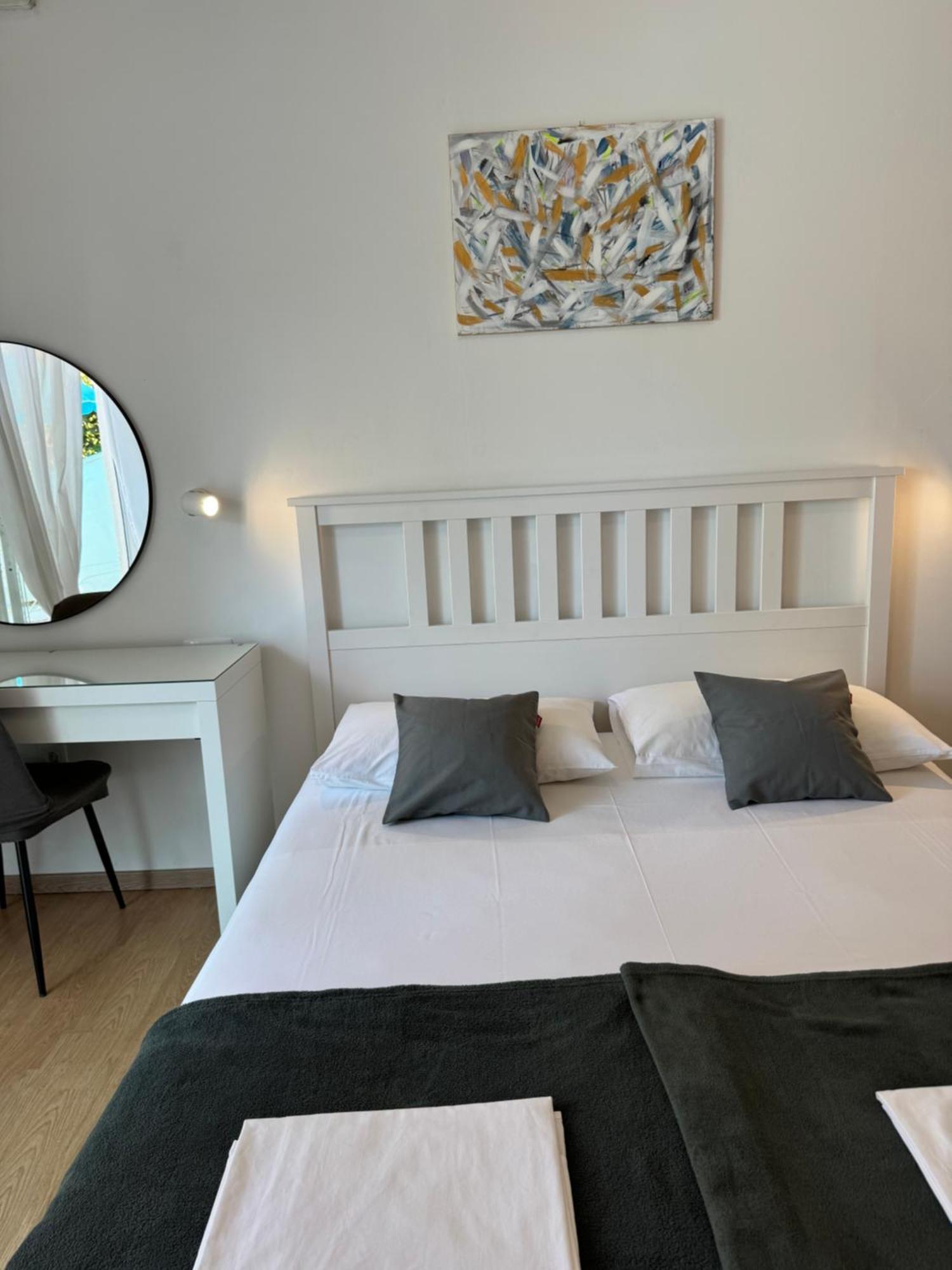 Apartmani “Kresimir” Omiš Buitenkant foto